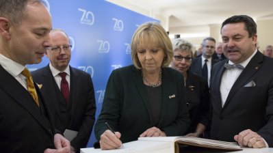 Feierlicher Festakt in Detmold zum 70. Jahrestag der Vereinigung