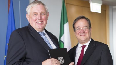 Ministerpräsident Armin Laschet ernennt Karl-Josef Laumann zum Minister für Arbeit, Gesundheit und Soziales