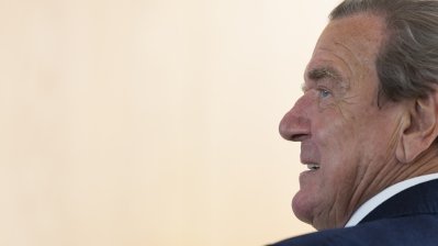 Ministerpräsident Laschet verleiht den Verdienstorden des Landes Nordrhein-Westfalen