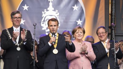 Emmanuel Macron erhält den Internationalen Karlspreis