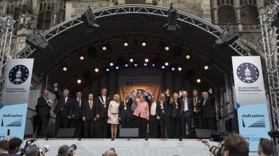 Emmanuel Macron erhält den Internationalen Karlspreis