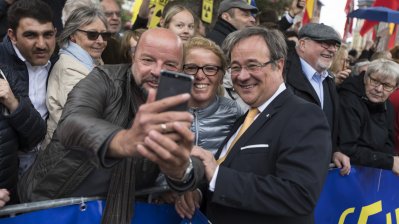 Emmanuel Macron erhält den Internationalen Karlspreis