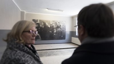 Ministerpräsident Armin Laschet gedenkt in Auschwitz den Opfern des Holocaust