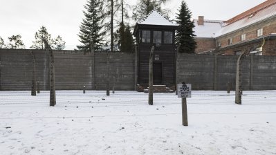 Ministerpräsident Armin Laschet gedenkt in Auschwitz den Opfern des Holocaust