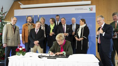 Landesregierung und Verbände beschließen gemeinsamen Waldpakt Nordrhein-Westfalen
