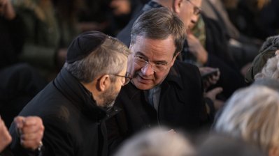 Ministerpräsident Laschet gedenkt der Opfer des Holocaust bei zentraler Feier in Paris