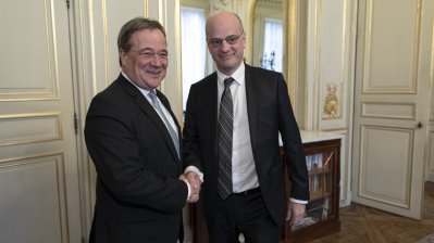 Ministerpräsident Laschet gedenkt der Opfer des Holocaust bei zentraler Feier in Paris