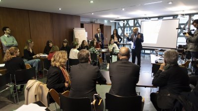 Ministerpräsident Laschet gedenkt der Opfer des Holocaust bei zentraler Feier in Paris