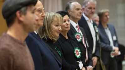 Sieger des Foto-Wettbewerbs zum Beneluxjahr ausgezeichnet: „Europa heute – Kinder statt Krieg“ gewinnt