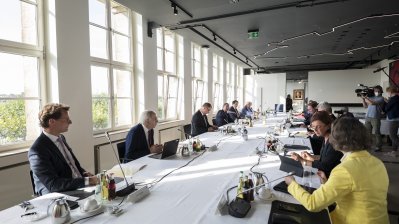 3.000. Kabinettsitzung im Behrensbau in Düsseldorf