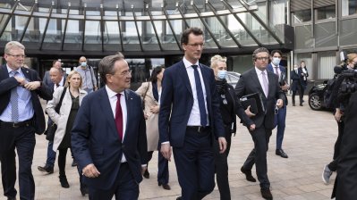 Ministerpräsident Hendrik Wüst übernimmt die Amtsgeschäfte in der Staatskanzlei