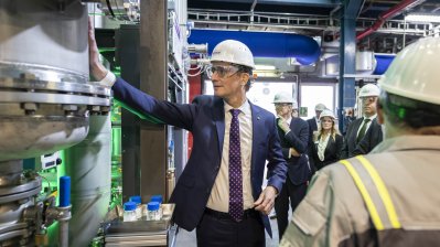 König Willem-Alexander und Ministerpräsident Hendrik Wüst besuchen gemeinsam den Chemiepark Marl 