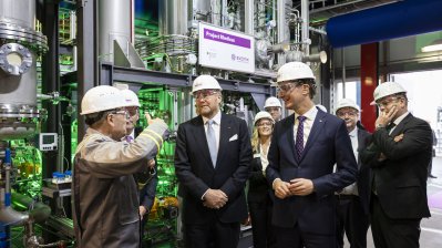 König Willem-Alexander und Ministerpräsident Hendrik Wüst besuchen gemeinsam den Chemiepark Marl 