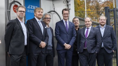 Vesuchen des Zentrums für Brennstoffzellen-Technik (ZBT) in Duisburg