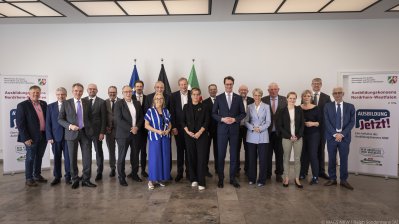 Ausbildungskonsens Nordrhein-Westfalen: Partner machen auf vielfältige Chancen und Möglichkeiten am Ausbildungsmarkt aufmerksam