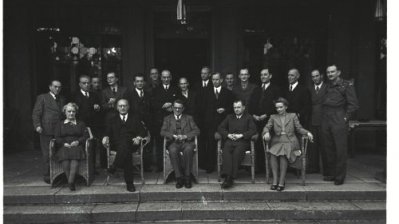 Historische Bilder: Landesregierungen seit 1946