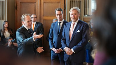 Gemeinsamer Besuch von König Willem-Alexander und Ministerpräsident Hendrik Wüst im Haus der Niederlande in Münster