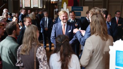 Gemeinsamer Besuch von König Willem-Alexander und Ministerpräsident Hendrik Wüst im Haus der Niederlande in Münster