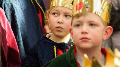 Ministerpräsident Hendrik Wüst empfängt Sternsinger zum traditionellen Dreikönigssingen