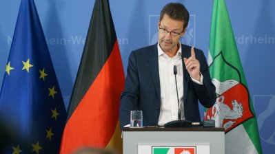 Hochschulen in Nordrhein-Westfalen halten am digitalen Sommersemester fest