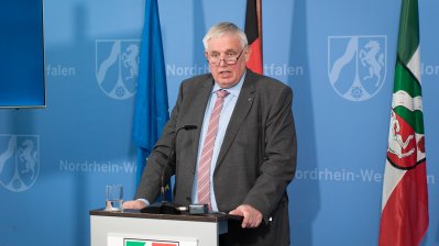 Presse-Briefing zum Corona-Virus: Gesundheitsminister Karl-Josef Laumann