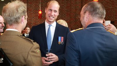 Verleihung des Fahnenbandes des Landes Nordrhein-Westfalen an die 20th Armoured Infantry Brigade