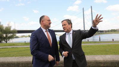 Ministerpräsident Armin Laschet und Willy Borsus unterzeichnen Gemeinsame Erklärung zur Vertiefung der Zusammenarbeit