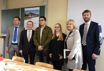 Gute Schule 2020: Ministerpräsidentin Hannelore Kraft besucht Lore-Lorentz-Berufskolleg