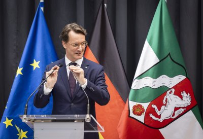 Ministerpräsident Wüst verleiht 25 Personen die Rettungsmedaille des Landes Nordrhein-Westfalen