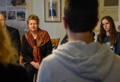 Schulministerin Sylvia Löhrmann reist nach Israel: Gedenken der Opfer des Holocaust 