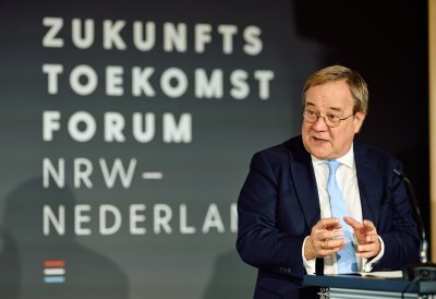 NRW-Ministerpräsident a.D. Armin Laschet hält eine Rede