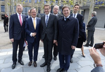 Ministerpräsident Armin Laschet empfängt den Landeshauptmann von Oberösterreich