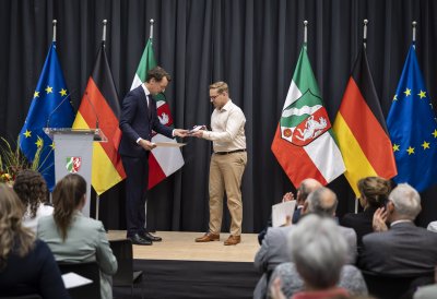 Ministerpräsident Wüst verleiht 25 Personen die Rettungsmedaille des Landes Nordrhein-Westfalen