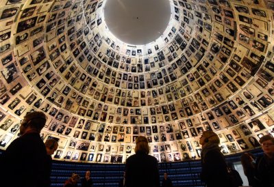 Schulministerin Sylvia Löhrmann reist nach Israel: Gedenken der Opfer des Holocaust 