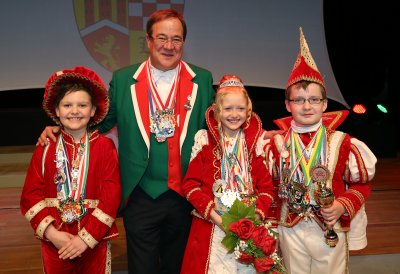 Ministerpräsident Armin Laschet empfängt die Kinderprinzenpaare und Kinderdreigestirne aus Nordrhein-Westfalen