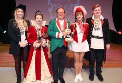 Ministerpräsident Armin Laschet empfängt die Kinderprinzenpaare und Kinderdreigestirne aus Nordrhein-Westfalen