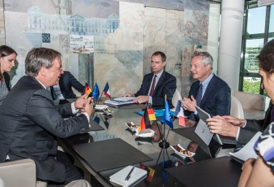 Armin Laschet reist zu Beginn der deutschen EU-Ratspräsidentschaft nach Paris