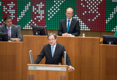 Armin Laschet zum neuen Ministerpräsident gewählt und vereidigt