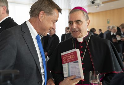 Nordrhein-Westfalen und Vatikan fördern weiterhin Katholische Theologie am Standort Bochum