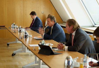 Landesregierung startet Gespräche mit Gewerkschaften zu Attraktivitätsoffensive für den öffentlichen Dienst