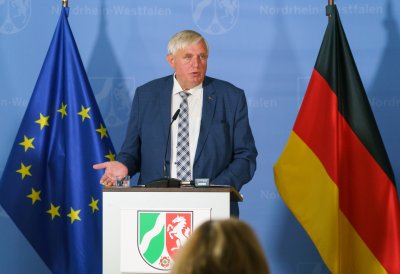 Presse-Briefing zur aktuellen Lage und zu weiteren Maßnahmen der Landesregierung im Zusammenhang mit der Corona-Pandemie