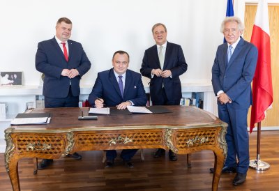 Ministerpräsident Laschet empfängt Schlesiens Marschall Jakub Chełstowski