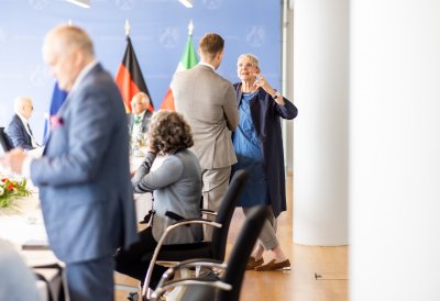 Expertenrat Corona der Landesregierung Nordrhein-Westfalen legt 6. Stellungnahme vor