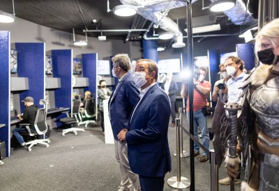 Ministerpräsident Armin Laschet eröffnet Zentrum zur Vernetzung der Games-Branche mit weiteren Wirtschaftsbereichen in Düsseldorf