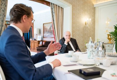 Ministerpräsident Wüst ehrt Heinz Becker aus Steinheim mit dem Landesverdienstorden