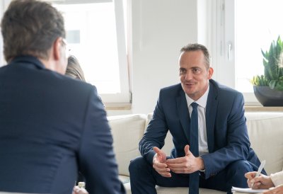 Ministerpräsident Hendrik Wüst empfängt Ministerpräsidenten der Deutschsprachigen Gemeinschaft Ostbelgiens Oliver Paasch