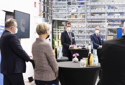 Ministerpräsident Hendrik Wüst besucht Cummins Hydrogenics in Herten