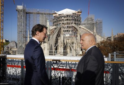 Ministerpräsident Hendrik Wüst besucht die Kathedrale Notre-Dame in Paris