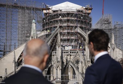 Ministerpräsident Hendrik Wüst besucht die Kathedrale Notre-Dame in Paris