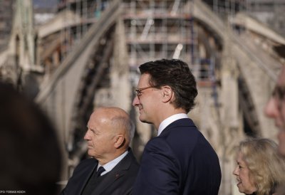 Ministerpräsident Hendrik Wüst besucht die Kathedrale Notre-Dame in Paris
